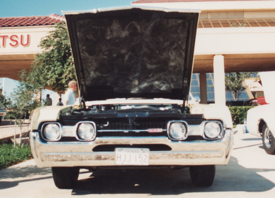 442 at Henry Butts Oldsmobile